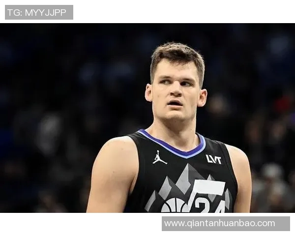 沃克凯斯勒展现潜力成为NBA新星引发球迷热议与期待